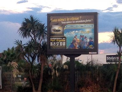 Panneau 310 cm sur 230 cm à Canet